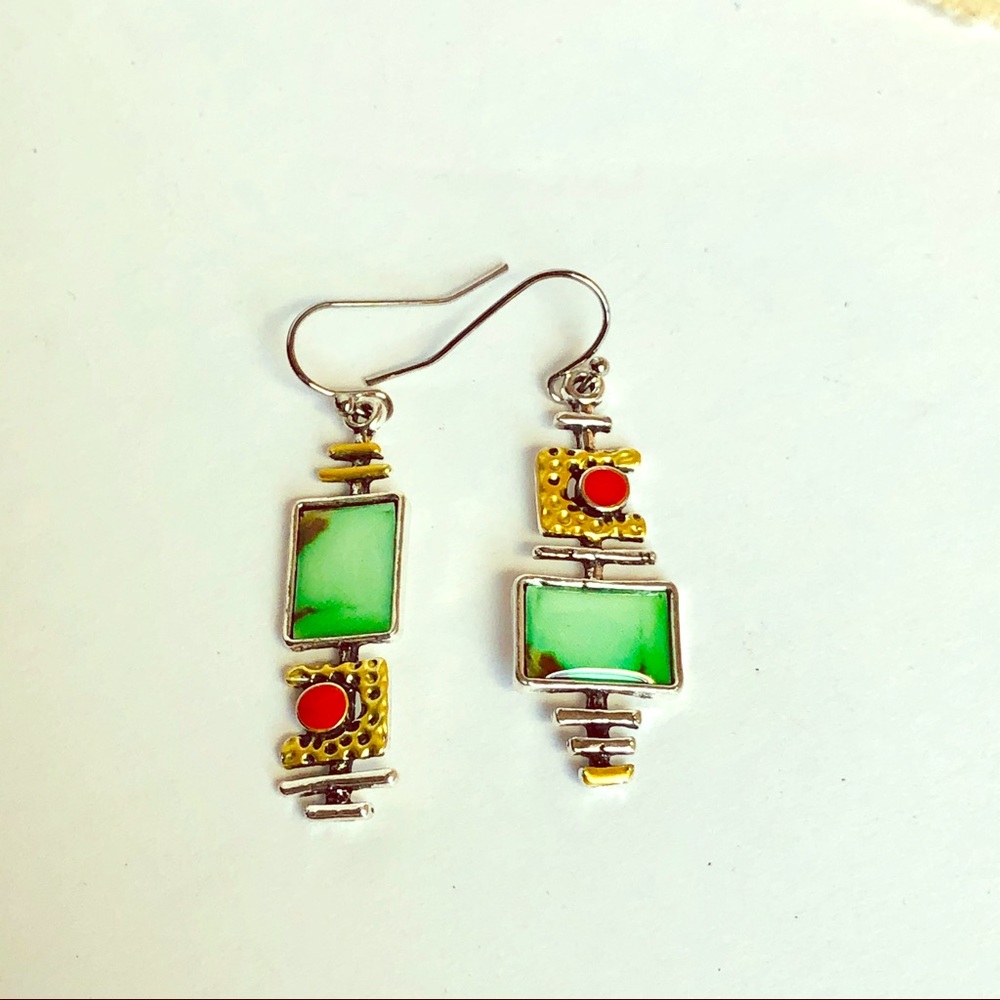 oriental delicate hanging pierced earrings